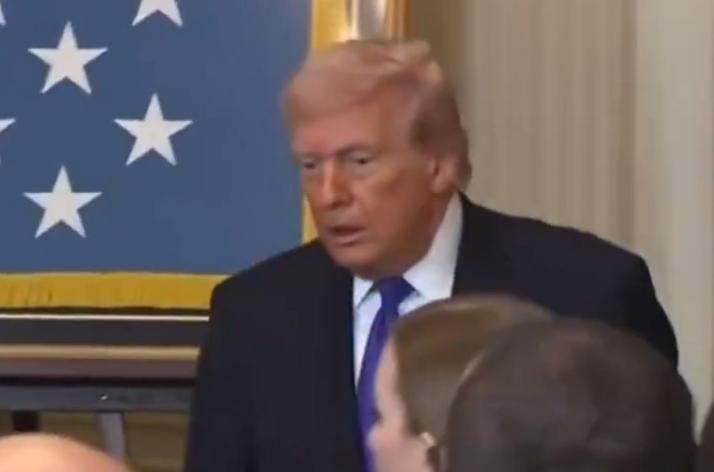 特朗普这回是真懵了，他估计打死都想不到，伊朗能疯到这份上。 以前伊朗就算再生