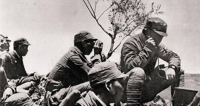 1943年，王近山随手消灭180名日军，但在清点战利品时，战士却疑惑道：“枪呢？