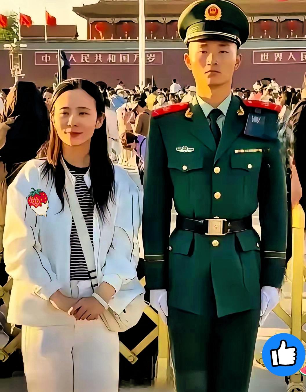 天安门广场上发生过一件事。一位姐姐从南方跨了几千公里赶到北京，就为了看一眼正在执