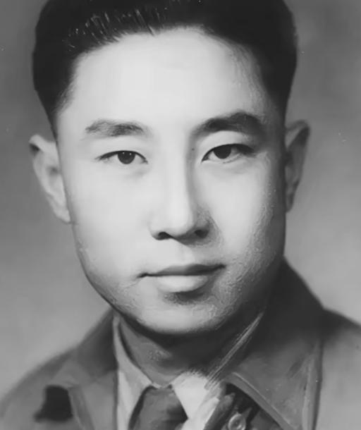 1938年，特务去小学抓地下党杨文海，谁知刚到校门口，恰巧就碰上了杨文海，特务