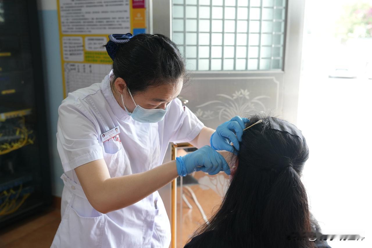 鼻病毒感染能自行服用奥司他韦吗？奥司他韦只对甲型、乙型流感病毒