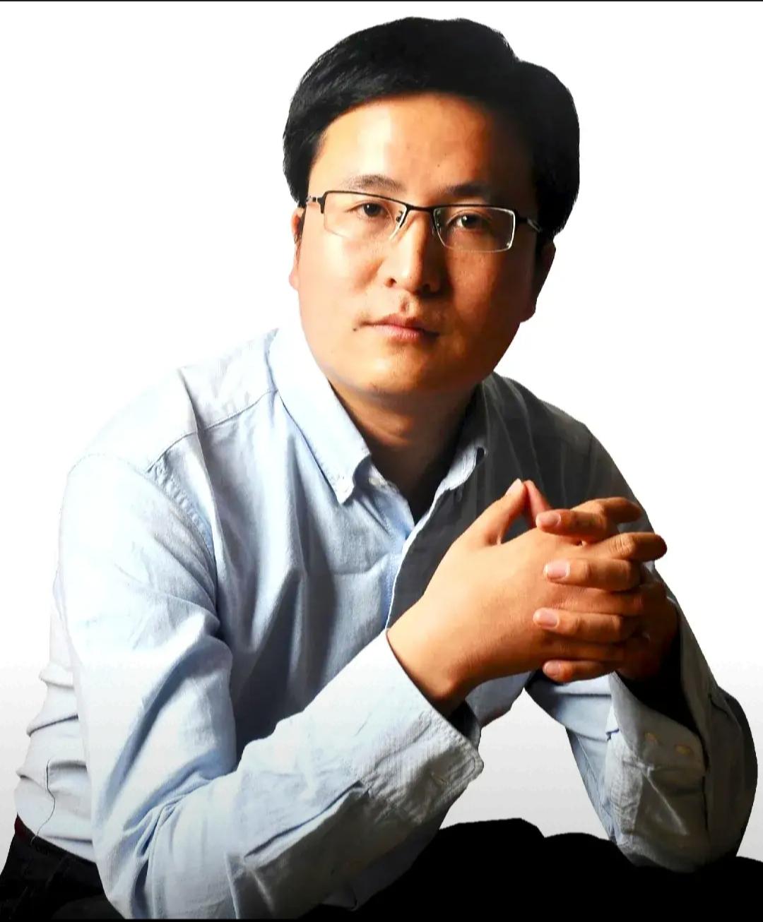 经济学者宋清辉的另一面。一说起宋清辉先生，他给很多人印象最深的是：当有热点问题