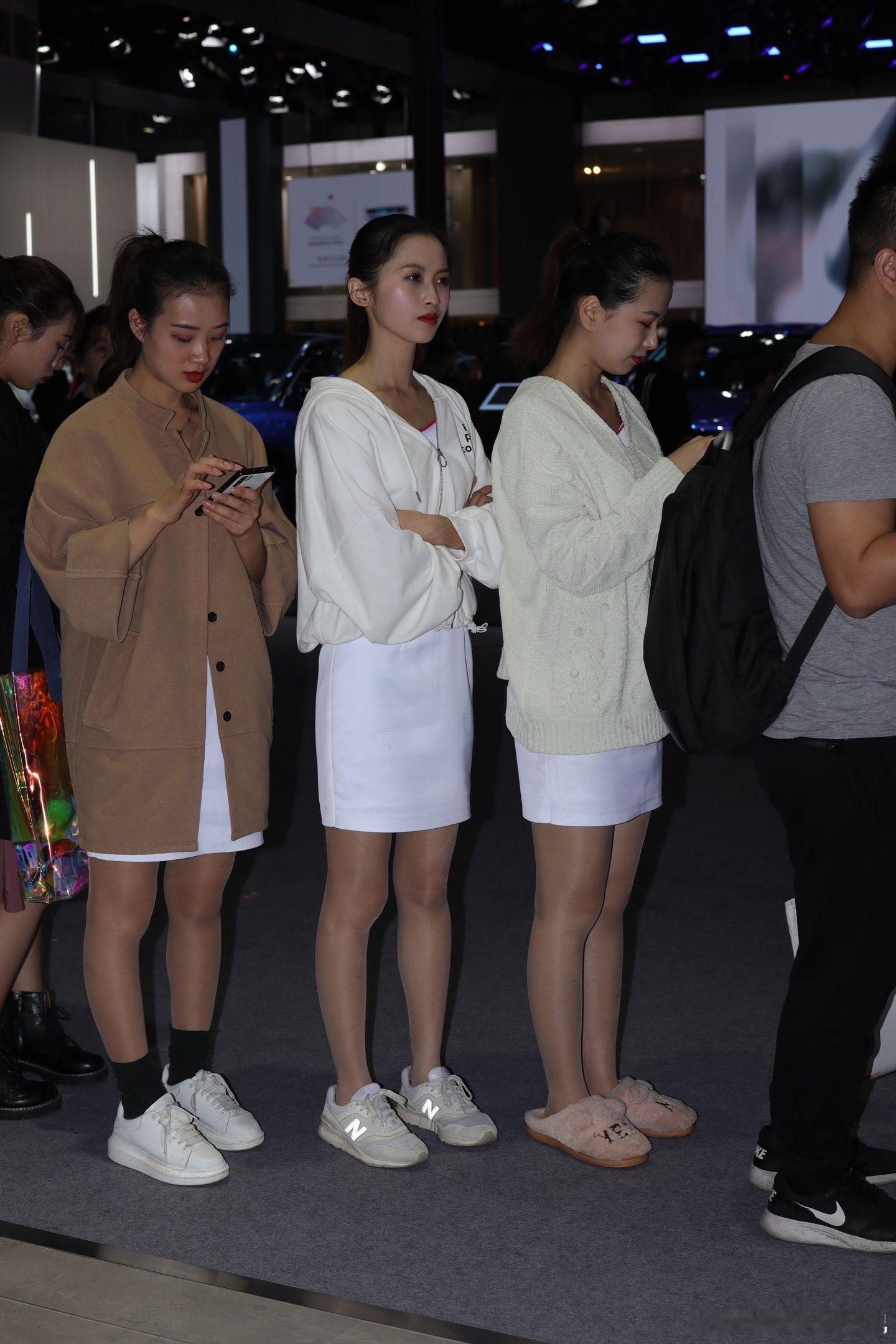 顶级街拍目不转睛​​​