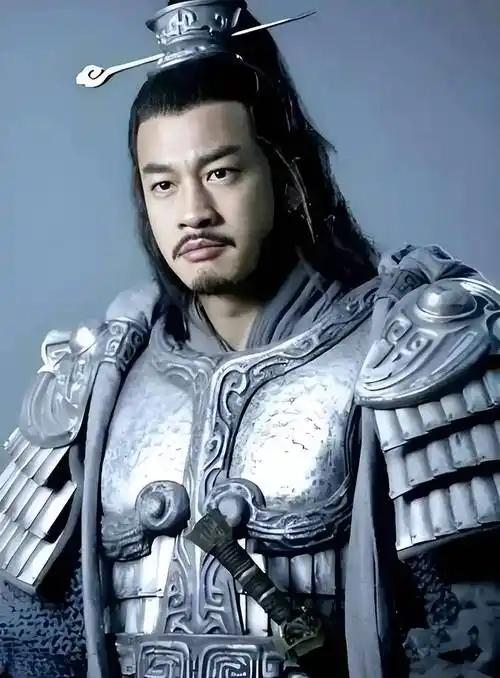 何润东翻红要感谢一个人，而且这个人与赵丽颖能拿又料视后，是同一个人。那就是现在的