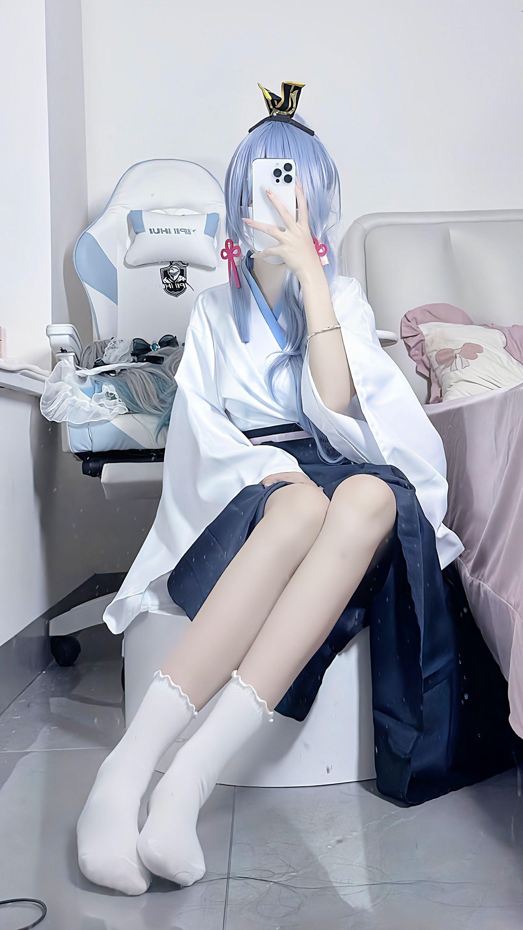 二选一哦。神里绫华参上