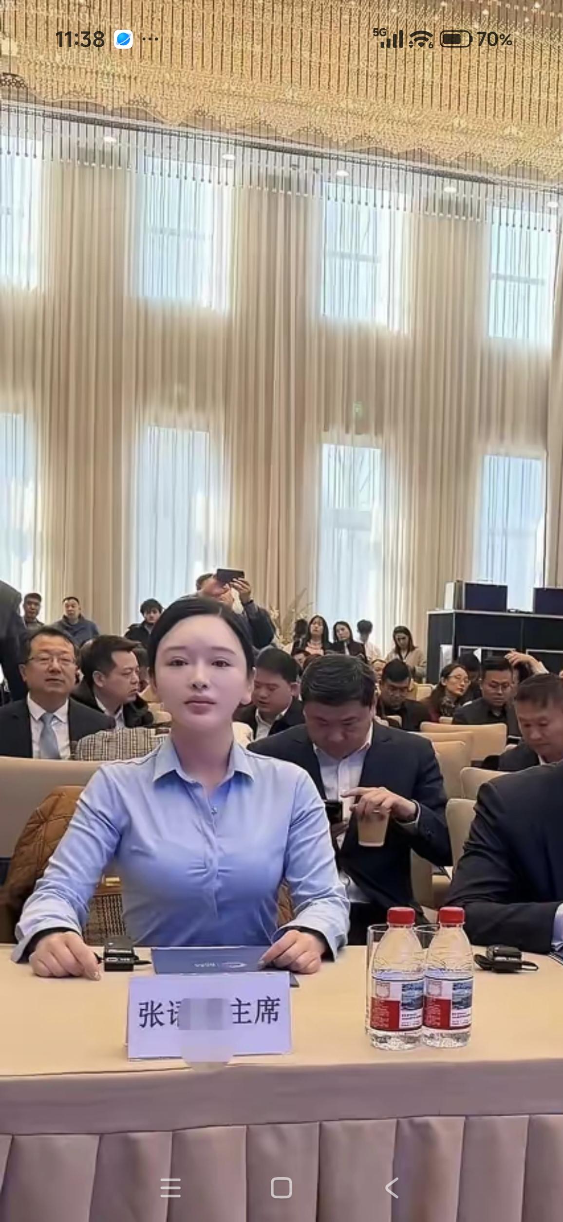 据可靠资料证实，县市级及以下基层组织的下列职位称主席。1，妇联主席。