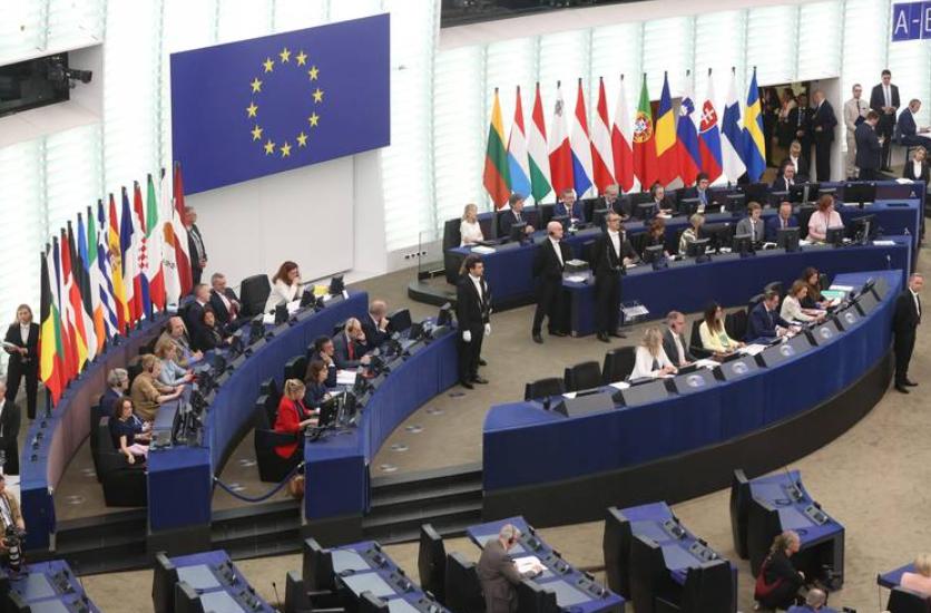 只许美国独尊，不许中国新法落地？7月1日亮明底线，西方要害怕了再过不久的