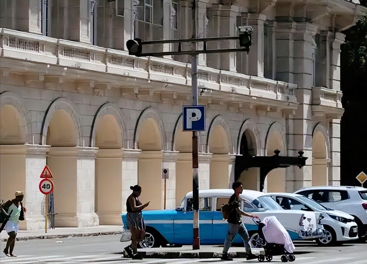 古巴民众过的太憋屈了，最近俄罗斯公开发表声援古巴，不仅戳破单边封锁的害人本质，还