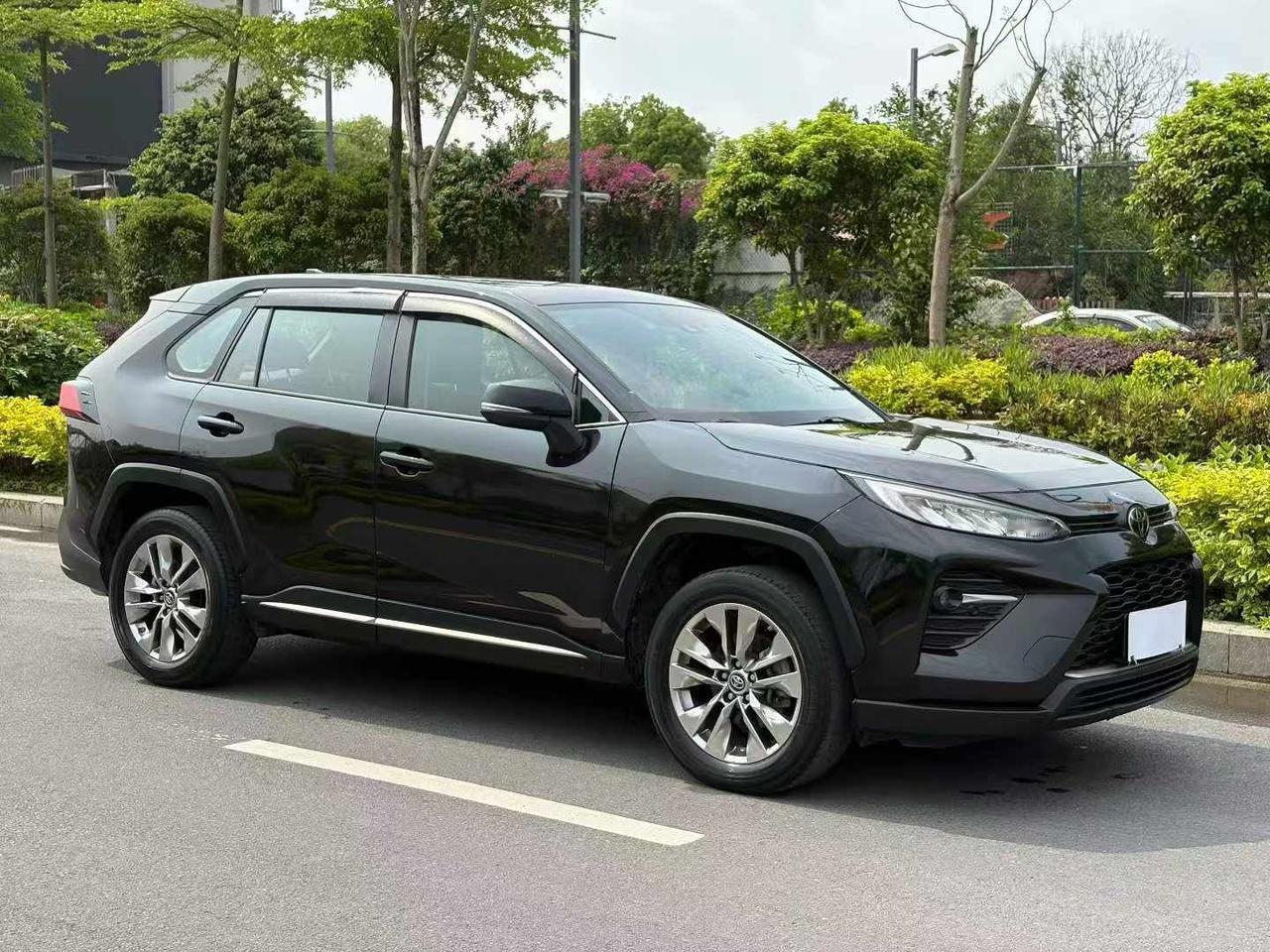 威兰达的“价格信仰”碎了，现在买二手正是时候？ 最近跟车圈的朋友撸串，话题总