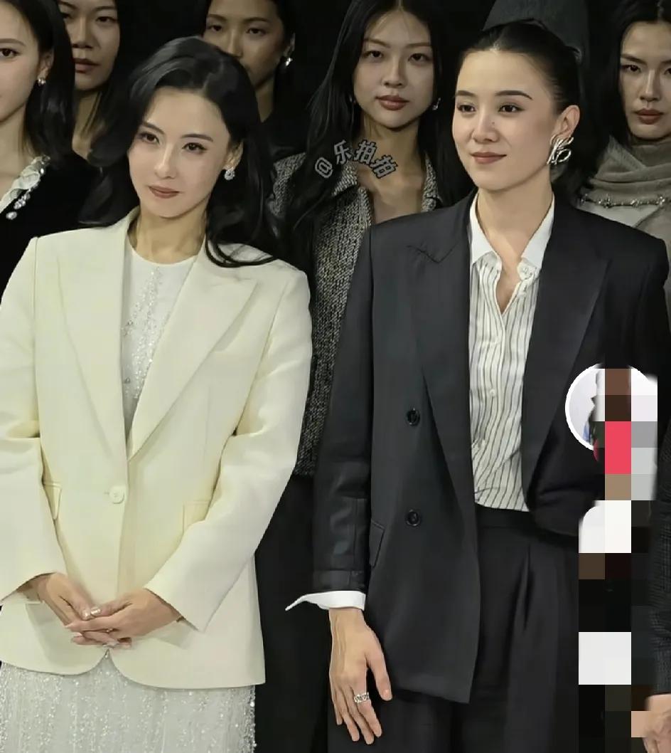 大家发现了吗？宋佳身上有一个玄学，那就是只要是站在宋佳身边，不管多漂亮的女人