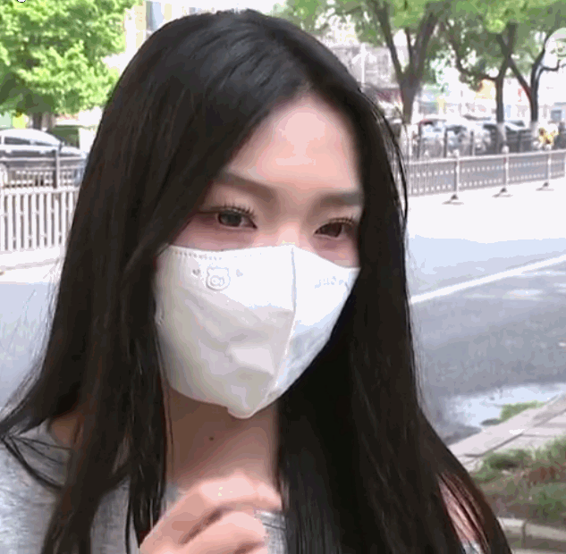 这吃相也太难看了！浙江，一女子是理发店的会员。今年5月，店员通知她中奖，称只需“