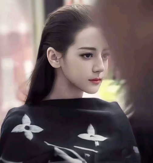 你是远方星球的引力，所以我潮汐不止