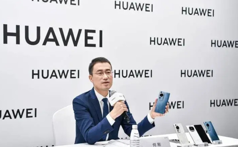 假设我是华为何总，我一定做会把nova14系列产品力做大做强，继续巩固nova1