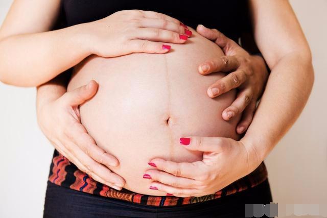 怀孕八个月肚子疼痛不止, 医生: 赶紧剖腹产