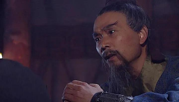 今日话题：杨仪杀了魏延为何最后还自尽了？？？网友甲：我是刘禅，杨仪杀了魏延，