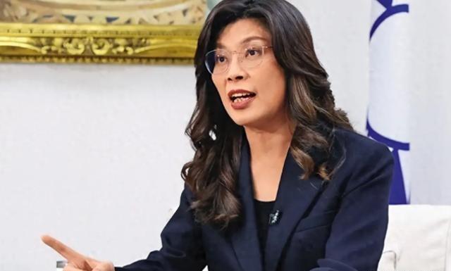 台湾蓝营终于和大陆观点一致了，不接受一国两制！台湾国民党主席郑丽文在接受专访时表