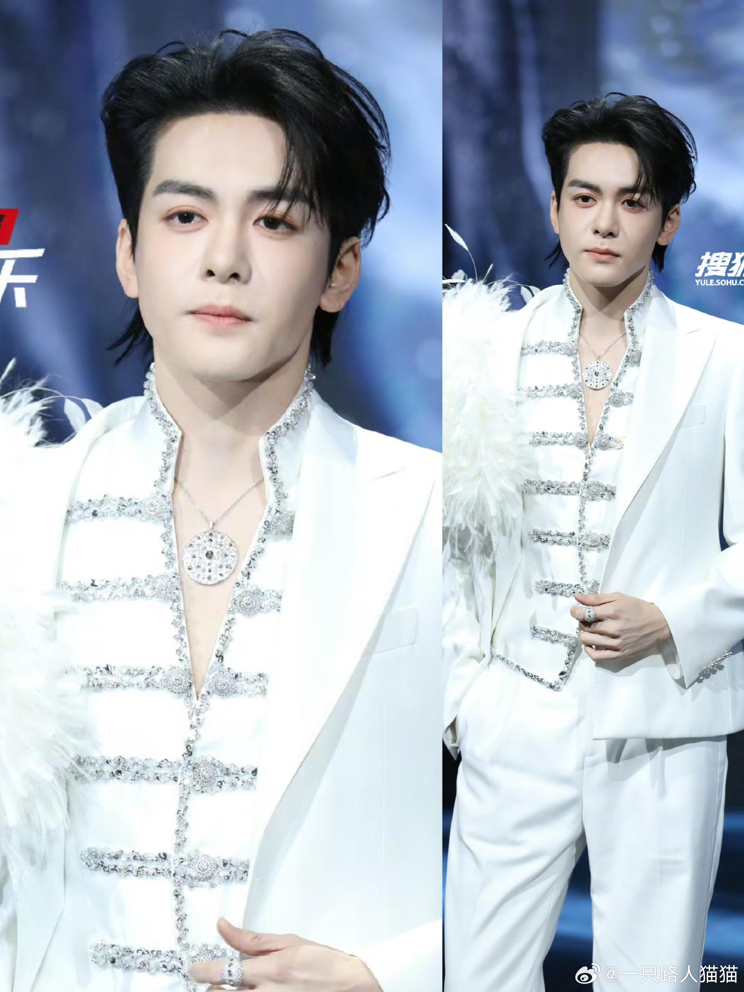 微博之夜红毯生图男星合集第二波来了敖瑞鹏、黄子弘凡、周深、丁禹兮、宋威龙、张凌赫