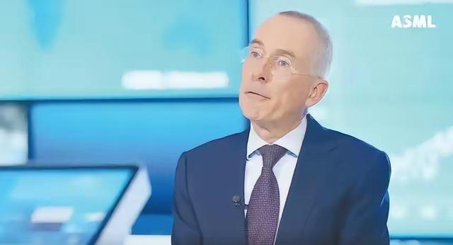 ASML首席财务官：我们已经为中国对稀土元素和开采和精炼技术的出口管制制度做好了