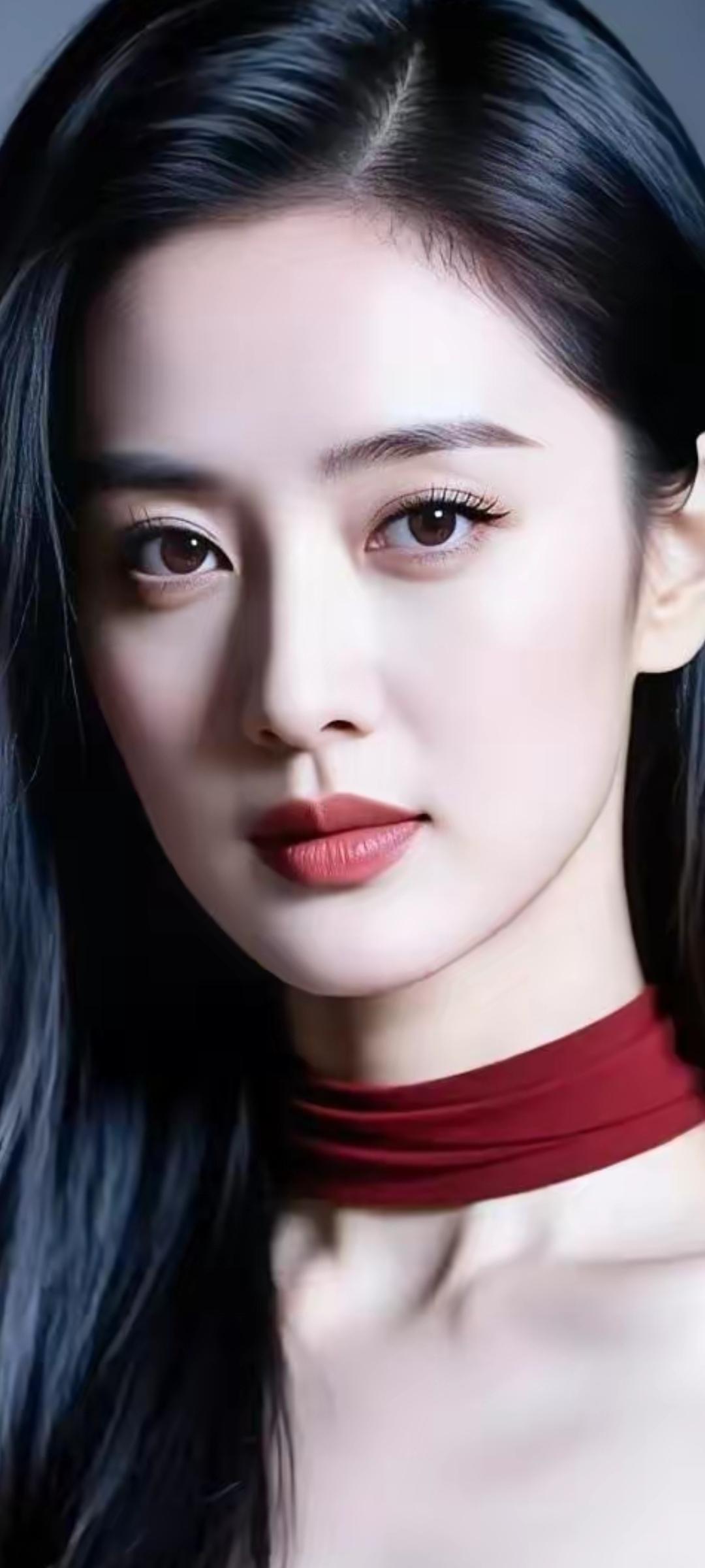 优雅红唇，气质红衣，惊艳的东方美人！