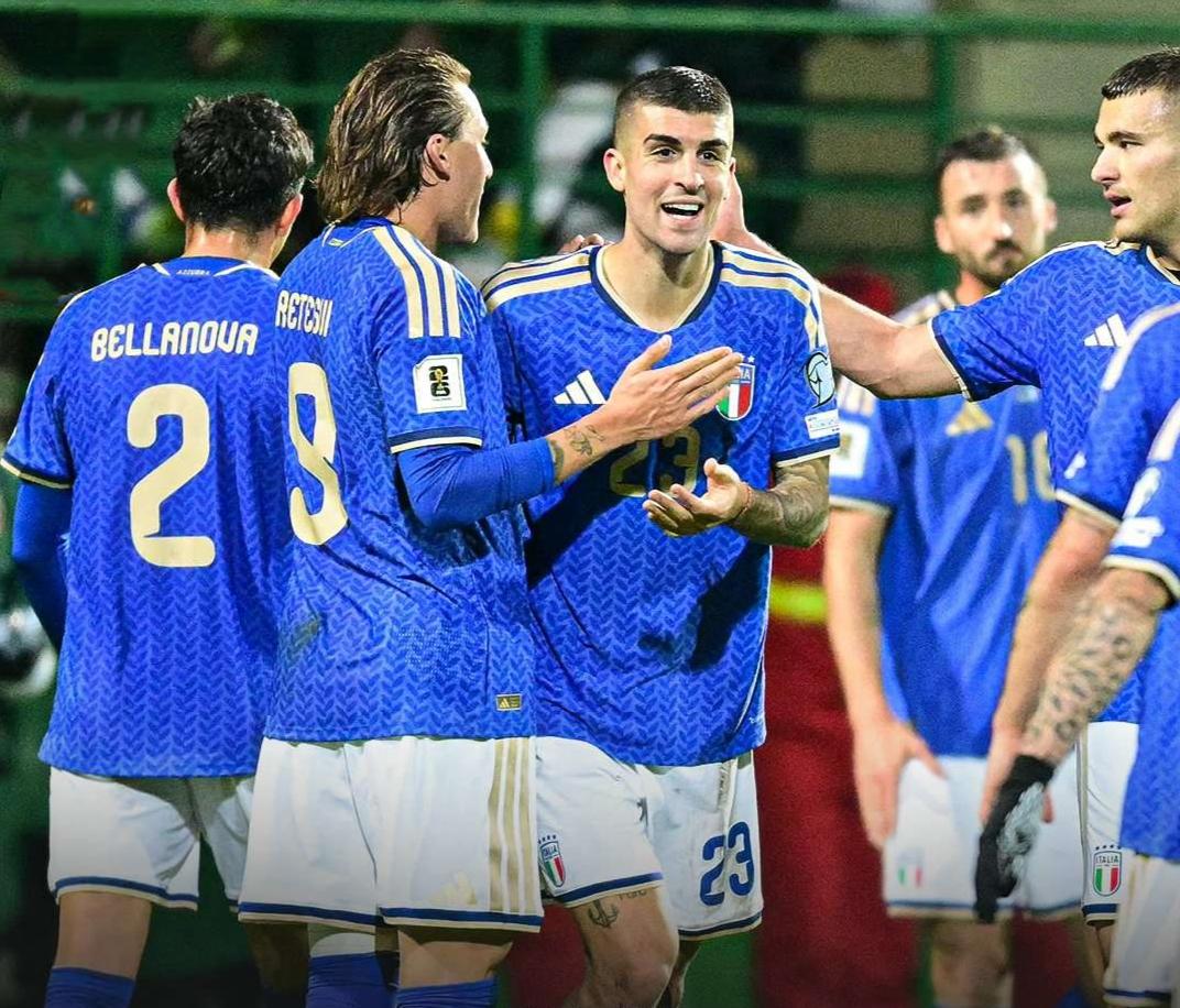 🇮🇹(我到现在还坚持认为不是球员的事，意大利国家队缺一个真正把他们粘合起来
