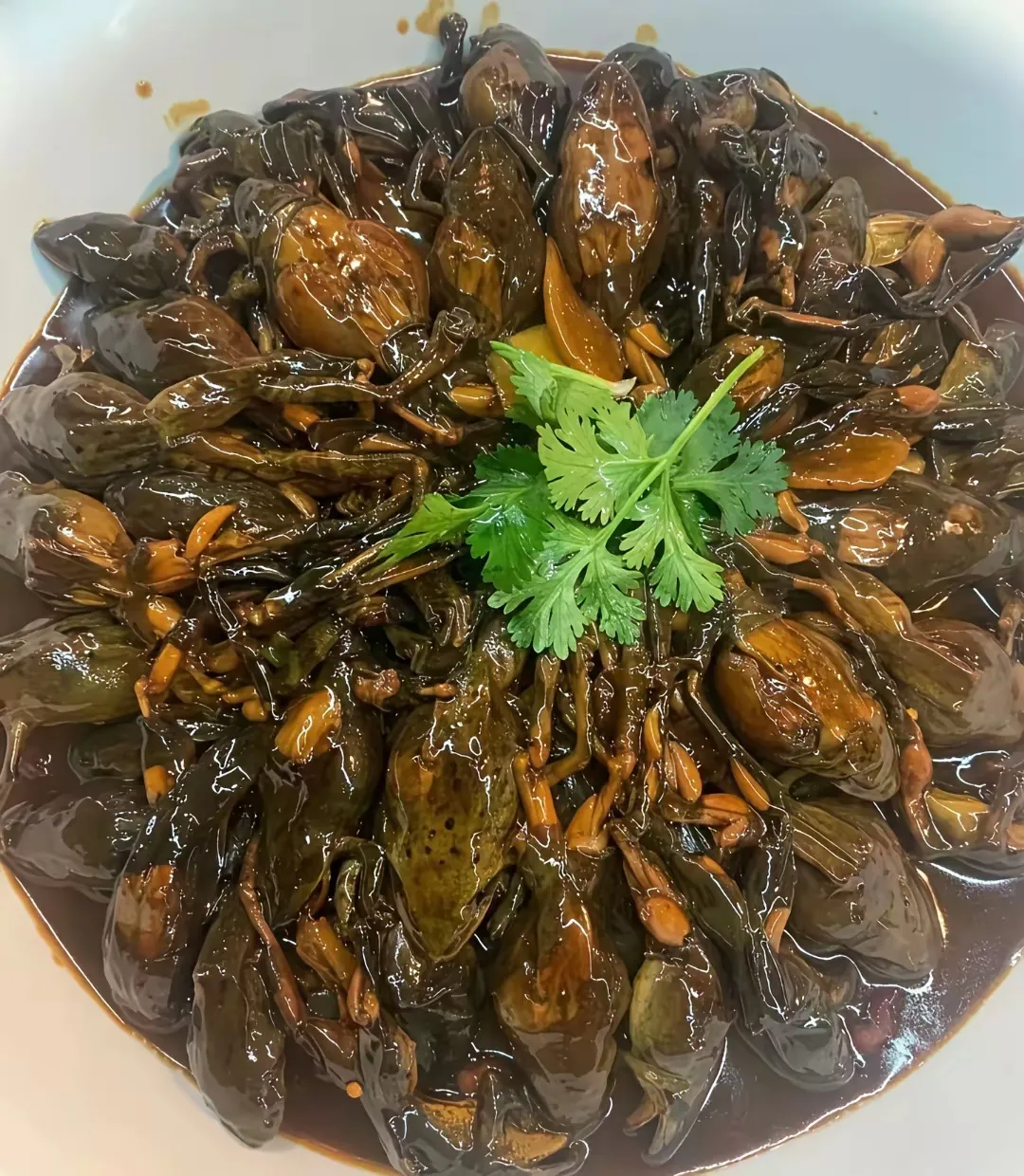 据说这道美食只有东北人才能享受，而且是非常的有季节性