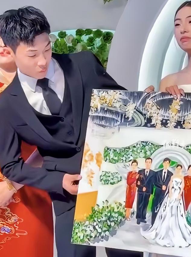 泪目！2026年3月26日，河北邯郸，一对新人结婚，在婚礼现场的合影环节时，新娘