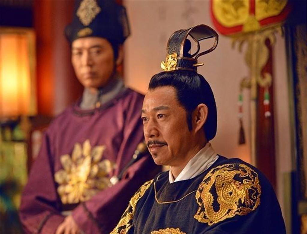 为何李渊在明明支持太子李建成的情况下，还要反复帮助李世民逐步壮大势力呢？公元6