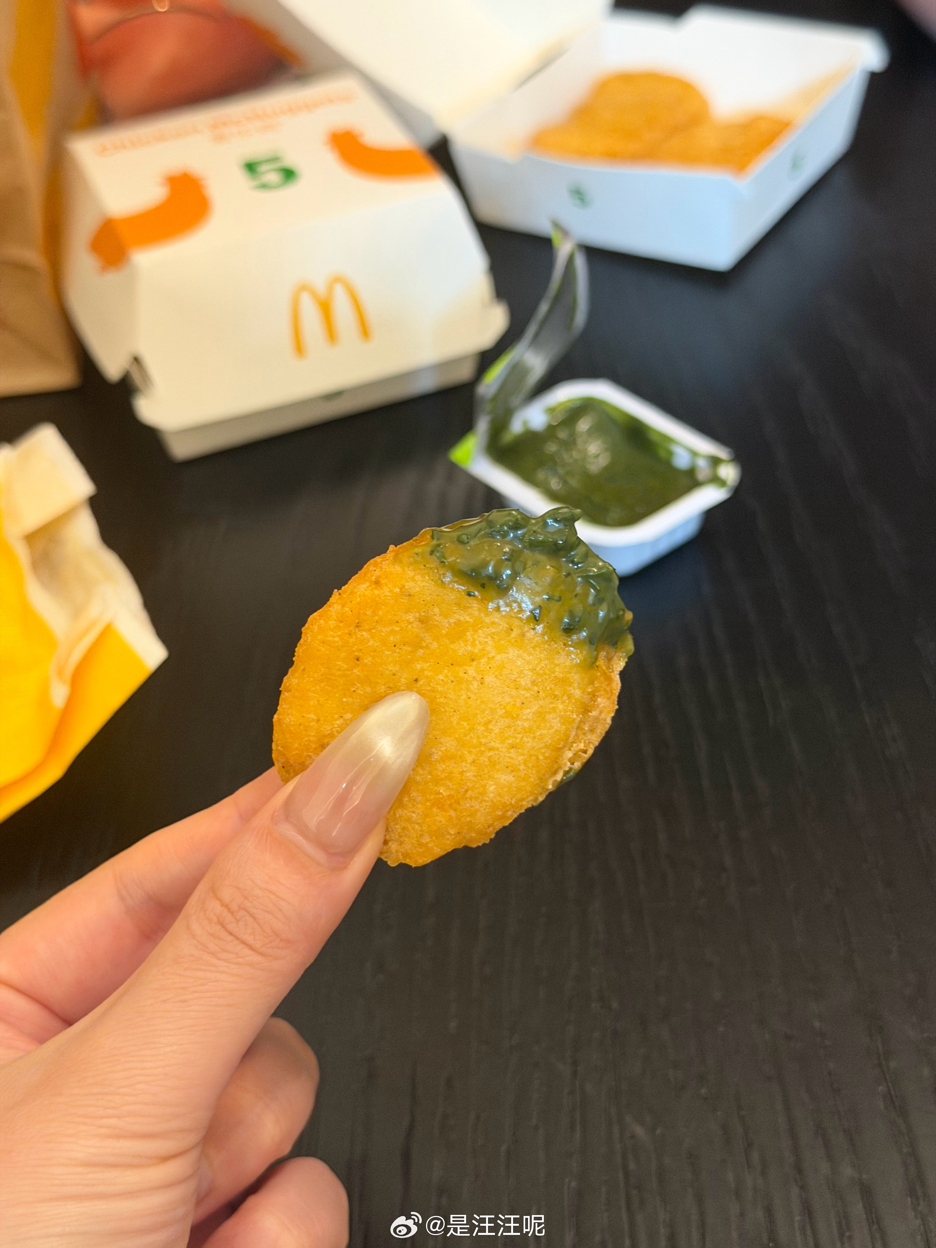 香菜酱？！麦当劳这是什么神奇新品？！食欲降低到冰点了
