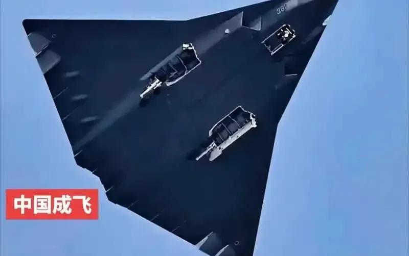 在六代机上，鹰酱肯定是追不上了现在在六代机上呈现的现象就是:鹰酱试飞一次，但