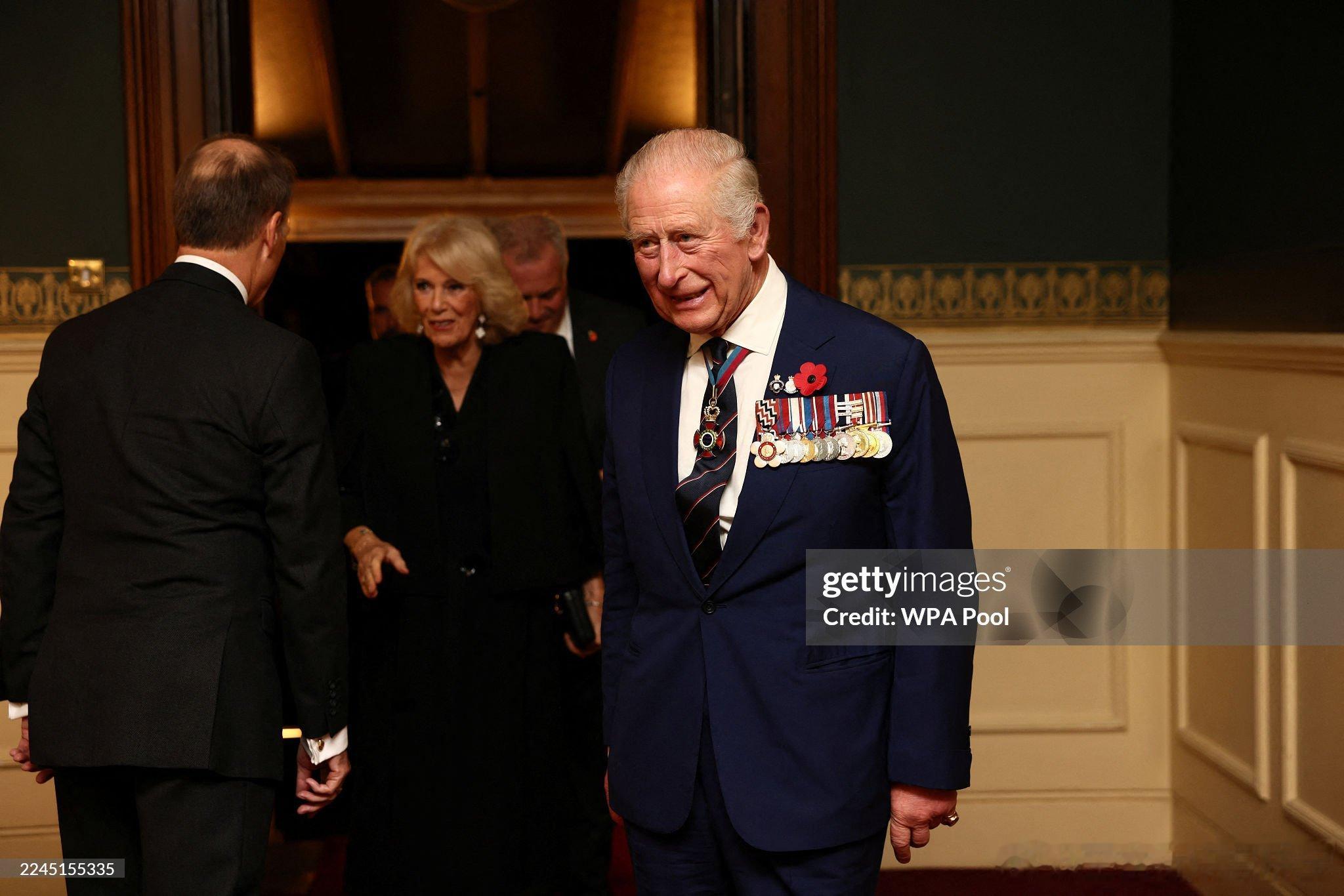 新闻2025.11.08英国王室成员出席阿尔伯特音乐厅举办的一年一度的阵亡将