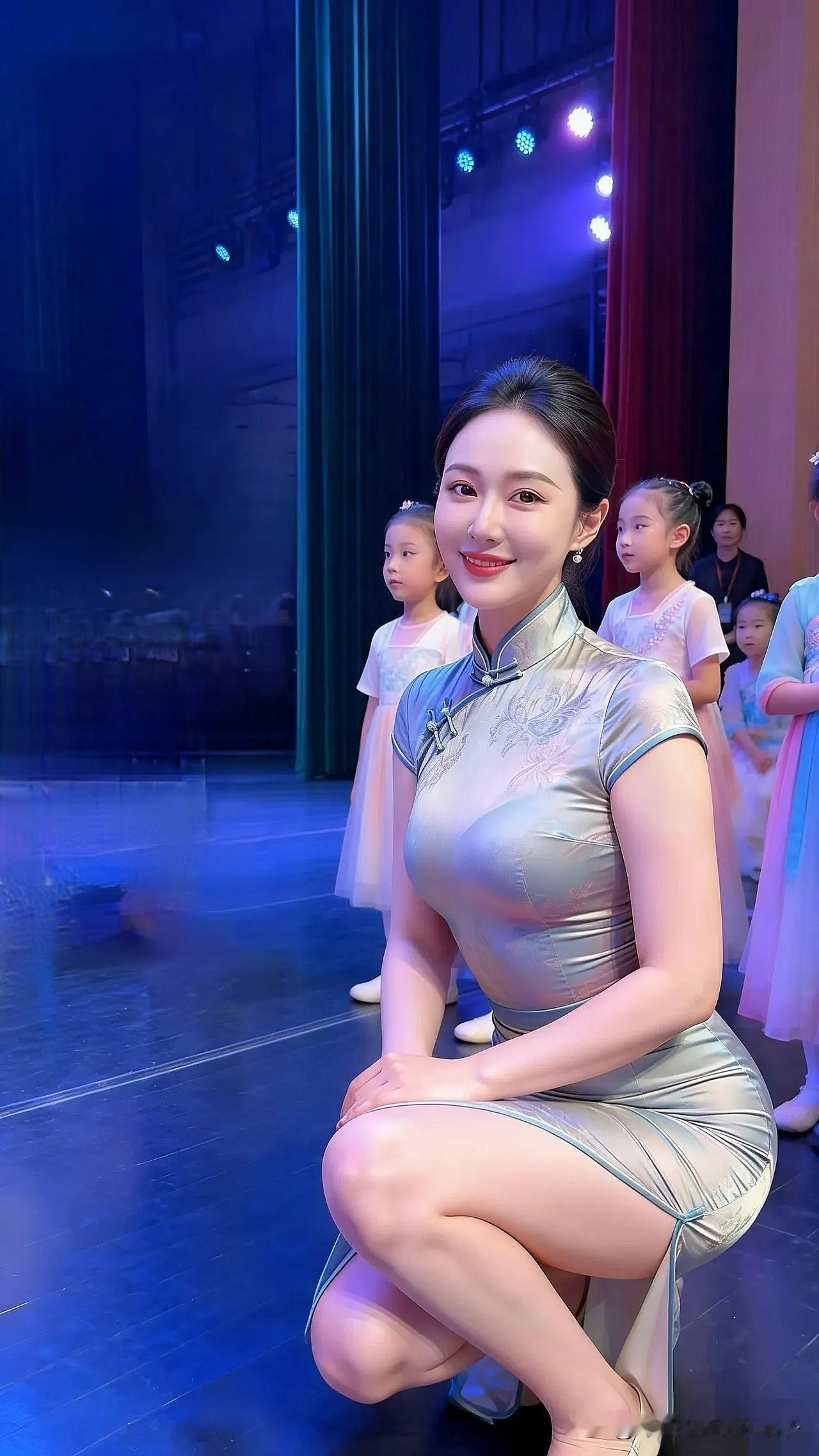 优雅旗袍秀，美丽风姿展