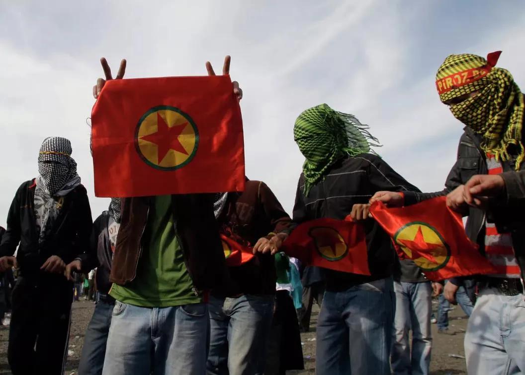 库尔德工人党（PKK）的武装人员走出营地，按照土耳其的要求，在伊拉克北部苏莱曼尼