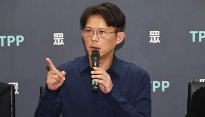 海峡论坛赫见“民众党大陆事务部副主委”　黄国昌：无此职务海峡论坛15日在厦门举