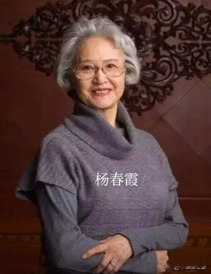 央视86版《西游记》导演:杨洁。曾说过她最对不起的人，就是“白骨精”白骨夫人的