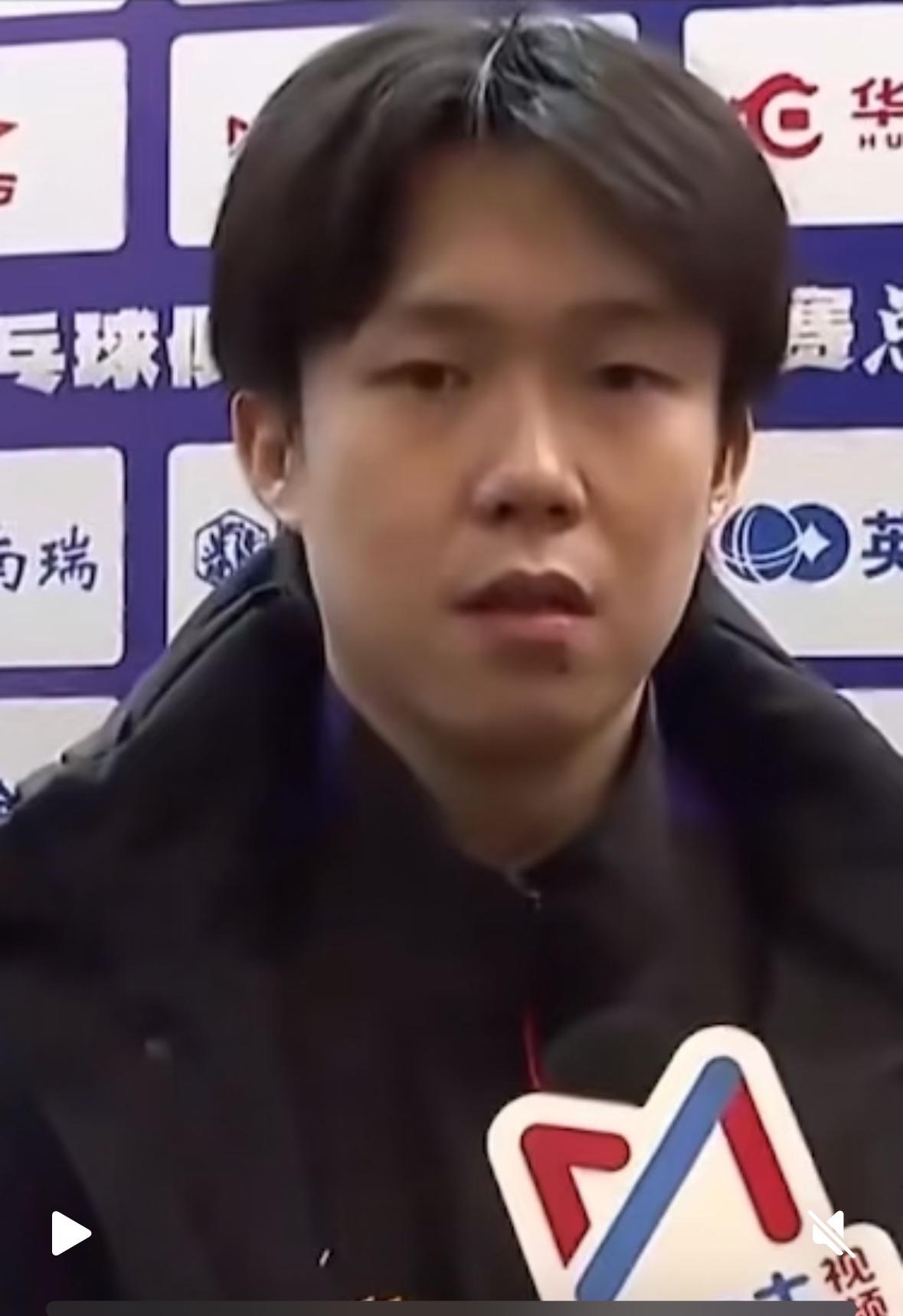 王楚钦吐露心声：想远离赛场远离聚光灯远离乒乓球，私下里不被打扰一段时间！