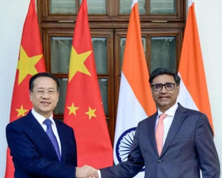 新德里传来消息，中印战略对话只谈了一天！印度当着中国的面，提了一个敏感请求，中方