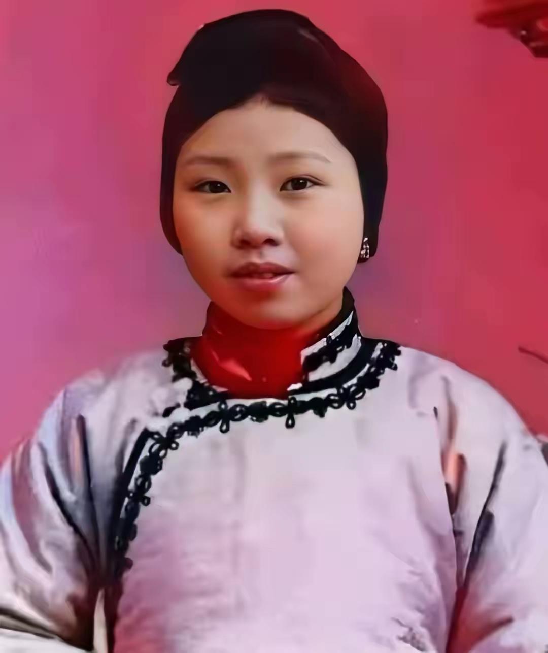 钱学森为什么智商那么高？因为他的父亲，母亲智商都高，这完全是遗传了父母的基因。