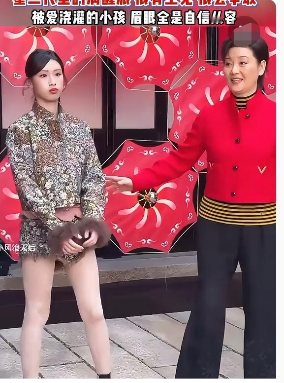 刚看到这组照片，6我是真没忍住笑出声。当年徐帆收养女儿那事儿，我也跟着感动