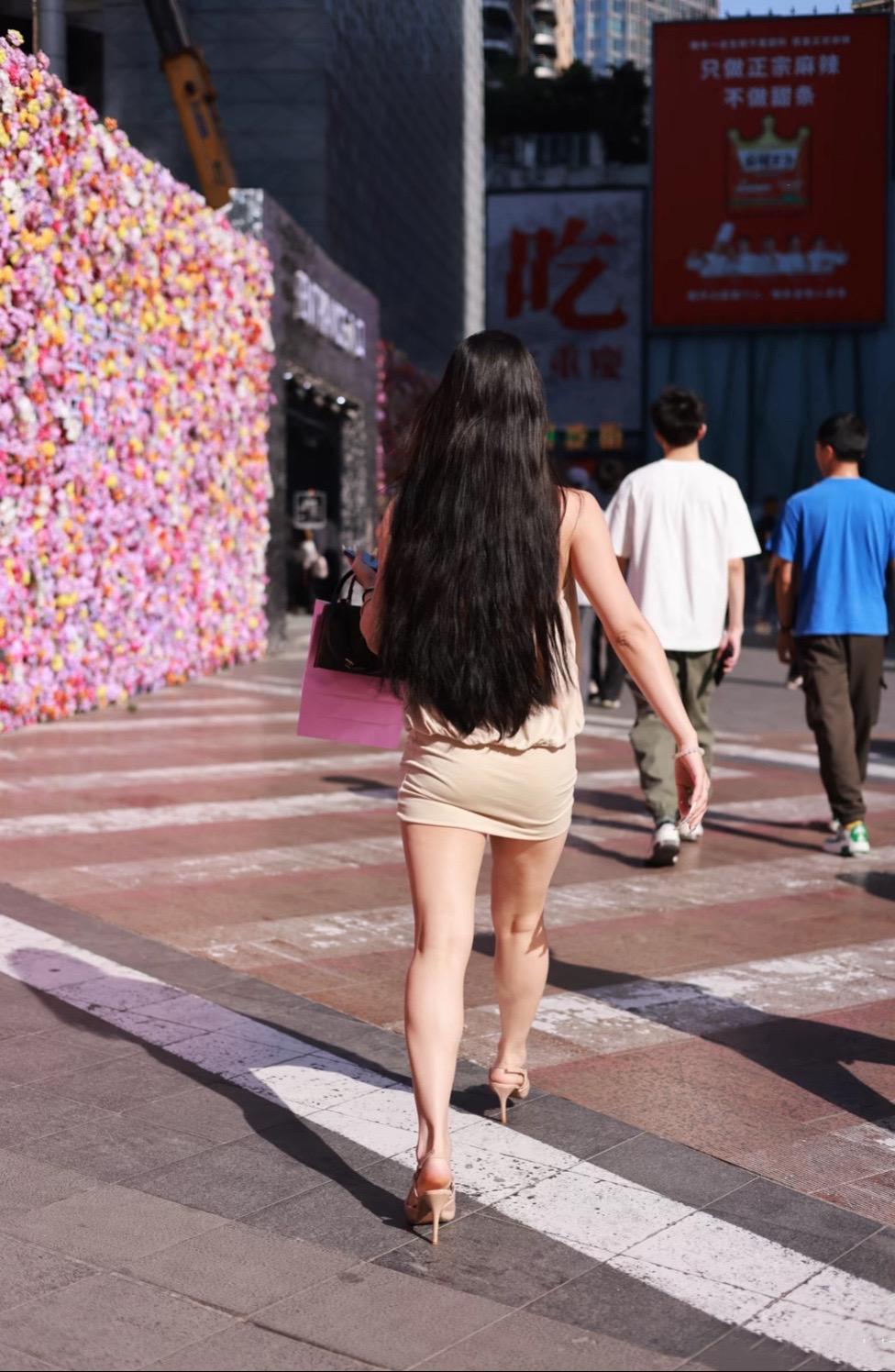 分享 长发及腰的小姐姐 美背杀 单身 清纯女神