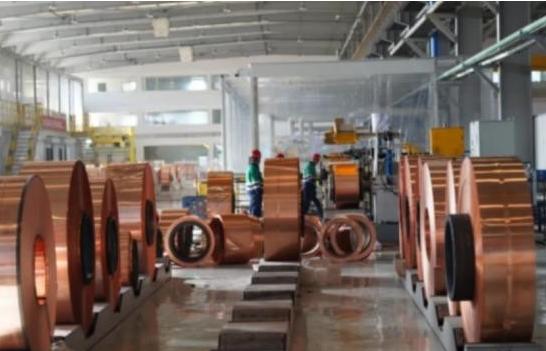 美国这次蒙了，最近美国大量囤积了铜，把铜价炒上天去了，可美国万万没料到，中国根本