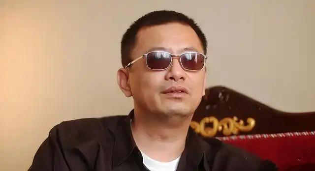 终于知道古二为何放录音了！不是因为他得了渐冻症，而是因为《繁花》30集，秦雯