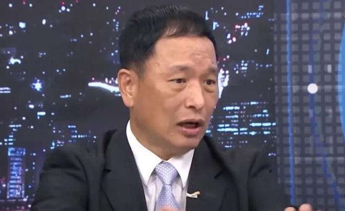 最近，台湾退役空军中将张延廷说，如果两岸开打，台湾的导弹可以打到福建，让福建变成
