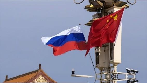 中国一定要做好最充足的准备，一旦俄罗斯打赢了，我们必须在这两件事情上，做好最充足