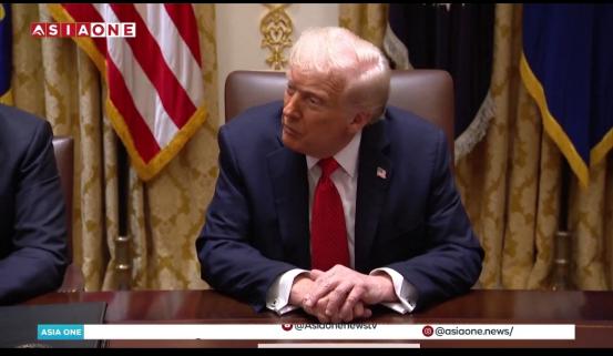特朗普今天（北京时间10月21日）表示：“从军事上来说，我们远远领先于中国。除了
