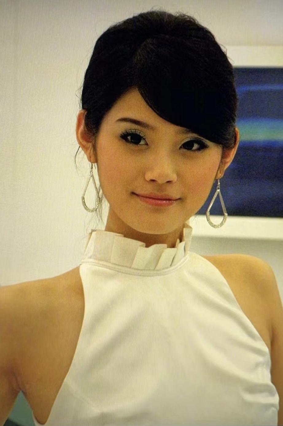 奚梦瑶说她不是嫁进了豪门，是嫁给了爱情。婚姻如履，合不合适只有自己知道。她是
