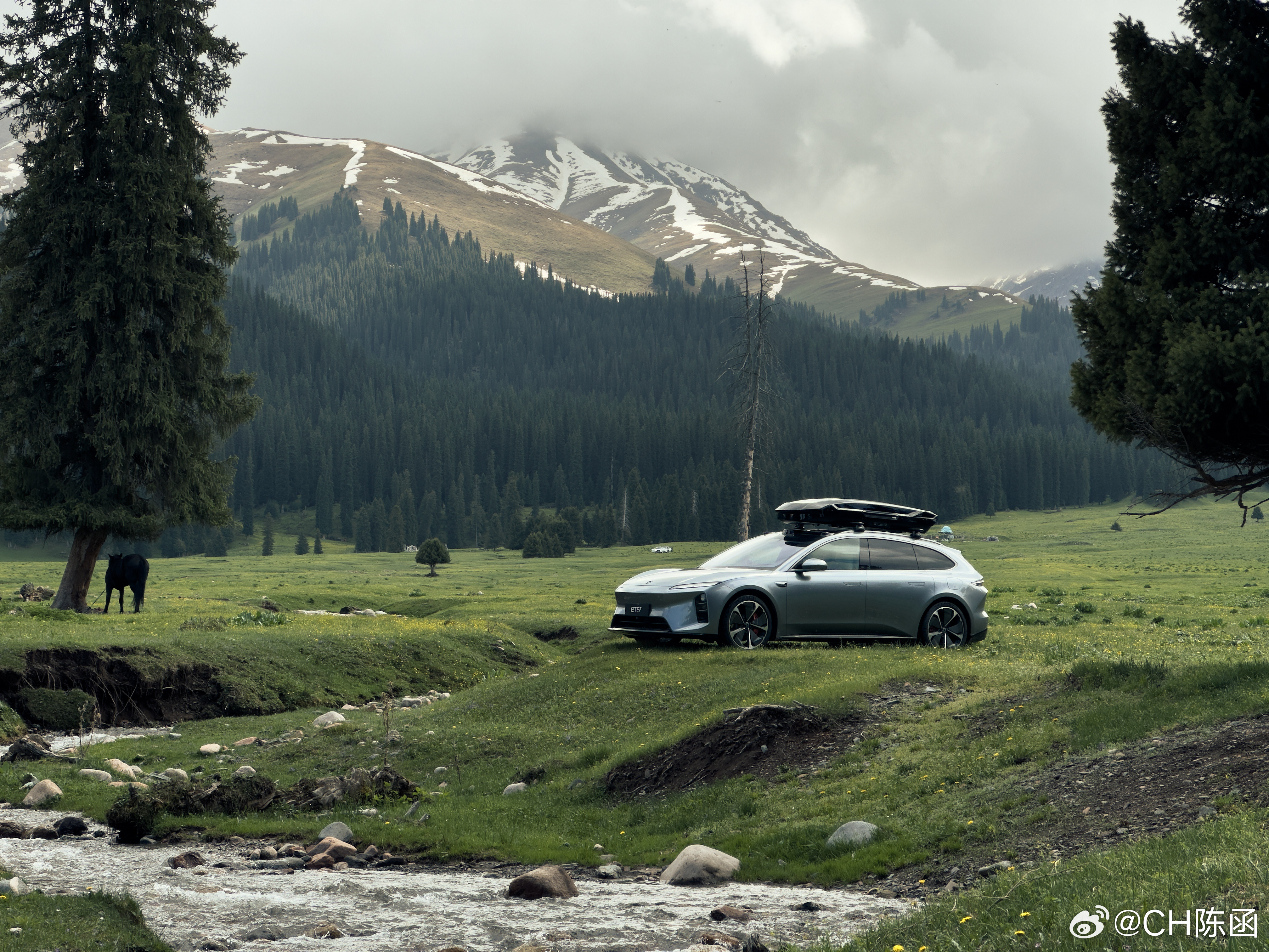 中国车的高端局从原创开始这个话题真好啊！没有原创，谈何高端？今天蔚来ES9的内饰