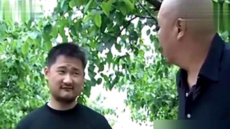 当年孙红雷演完刘华强，连原型人物的家属都感叹演出了“枭雄”味。其实孙红雷连原型张宝林的面都没见过。他