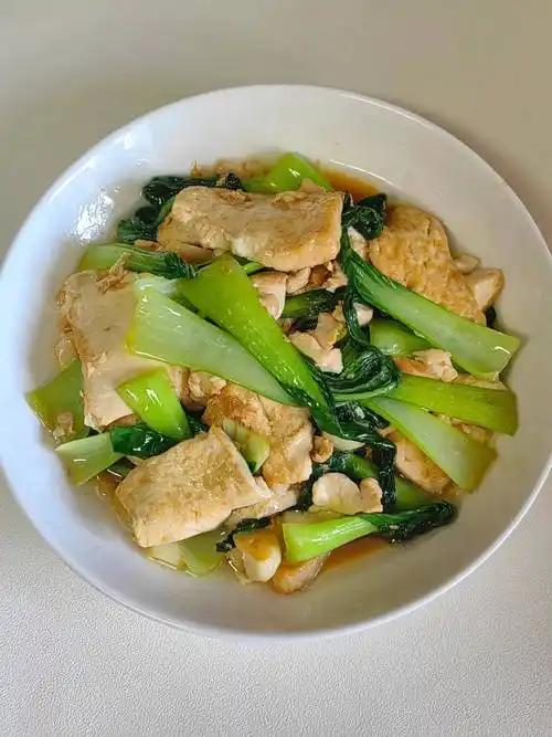 你知道为什么老一辈总说青菜豆腐保平安吗？ 不是因为它便宜，也不是因为它清淡，