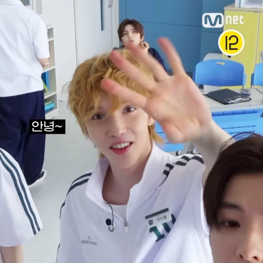 养过狗狗的都知道，幼年小狗都喜欢这样噫呜噫呜地哼唧专栏·请回答宠物托管所