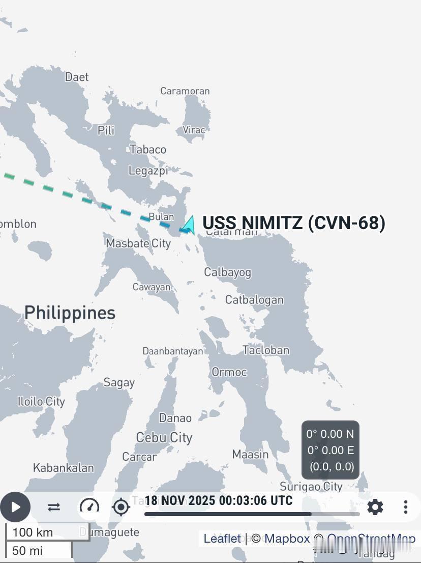 🇺🇸2025年11月18日，由“尼米兹”号航空母舰（CVN68）率领的美国